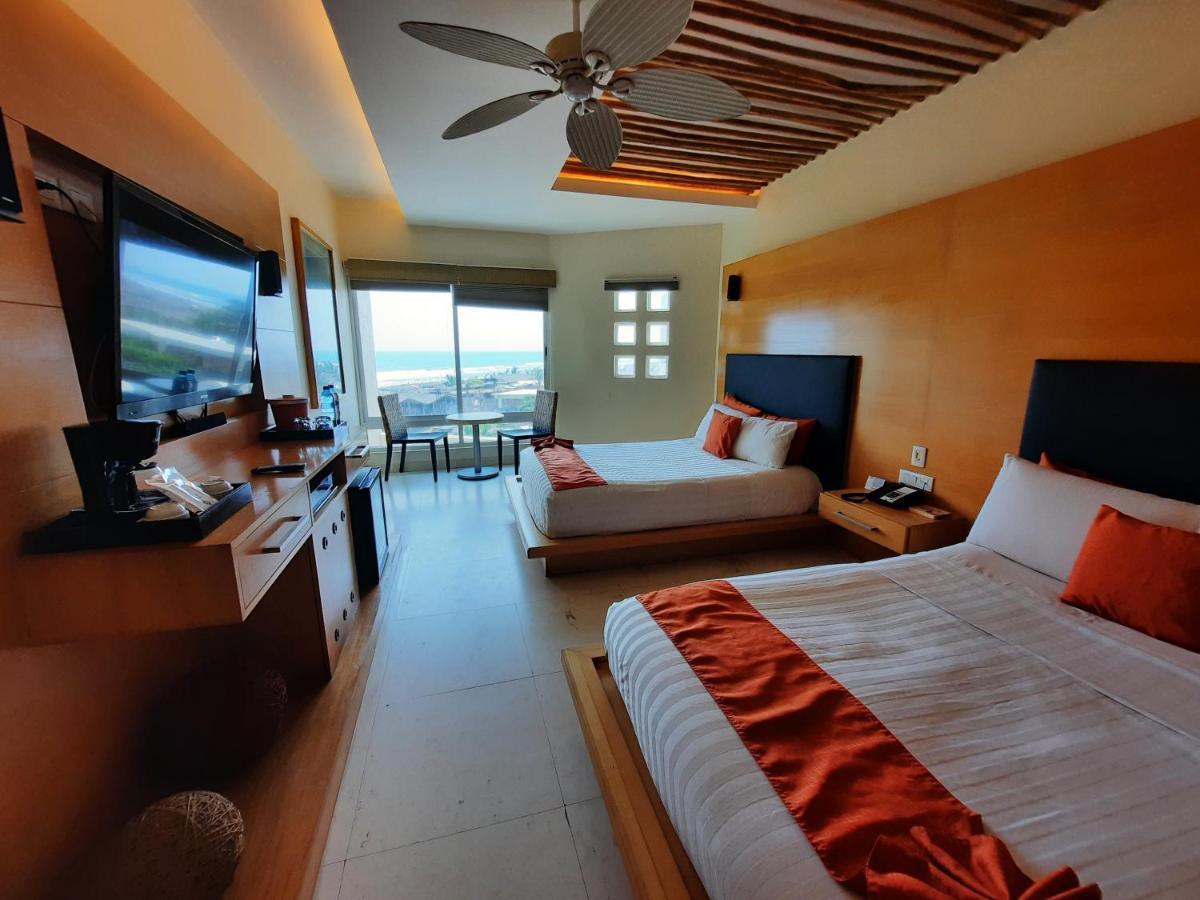 Artisan Playa Esmeralda Family Beach Hotel Playa Chachalacas Exterior photo